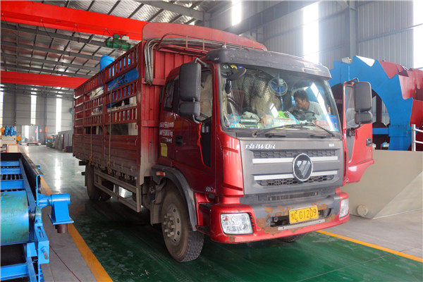 LZ1050<a href=http://m.dianpos.com.cn/tags/xishahuishouji target=_blank class=infotextkey><a href=//tags/xishahuishouji target=_blank class=infotextkey>細(xì)沙回收機(jī)</a></a>3.jpg