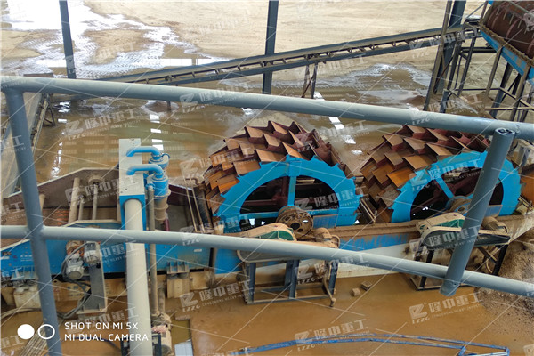 輪斗式<a href=http://m.dianpos.com.cn/tags/xishaji target=_blank class=infotextkey><a href=//tags/xishaji target=_blank class=infotextkey>洗砂機(jī)</a></a>67.jpg