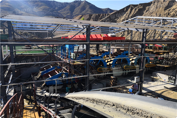 <a href=http://m.dianpos.com.cn/tags/xishaji target=_blank class=infotextkey><a href=//tags/xishaji target=_blank class=infotextkey>洗砂機(jī)</a></a>-洗砂生產(chǎn)線現(xiàn)場圖68.jpg